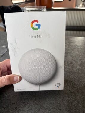 Google Nest Mini - Chalk Gray Fabric Smart Speaker
